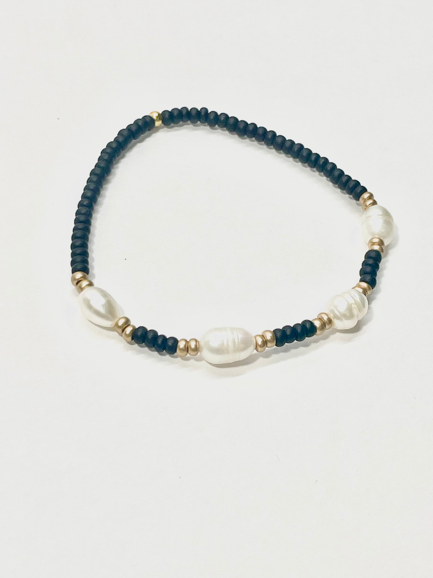 Dainty Pearl Bracelet